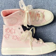 제목: converse cherry blossom 🌸 Cute Pink Shoes Aesthetic, Pink Flower Converse, Cute Pastel Shoes, Aesthetic Pink Shoes, Cutecore Shoes, Pink Cute Shoes, Pink Shoes Aesthetic, Cute Shoes Aesthetic, Pretty Converse