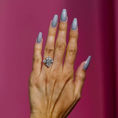 Minimalist coffin nail design ideas with cool neutral colors Alternative French Tip Nails, Long Nails Ideas, Nails Ideas Coffin, Girly Acrylic, Girly Acrylic Nails