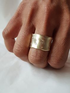 Cool Personalised Gifts, Remade Wedding Rings, Abstract Wedding Ring, Custom Wedding Rings Unique, Earthy Engagement Ring, Wax Carved Jewelry, Etsy Rings, Thick Band Ring, Thick Rings