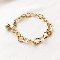 Coco Oval Link Bracelet, Gold Chain Bracelet, Gold Hammered Oval Link Bracelet, Oval Chain Bracelet, Chain Bracelet, Everyday Jewelry, Gift For Her, Anniversary Gift, Birthday Present, gifts, gift for mom, holidays gift, Christmas present Mothers Gifts, Minimalistic Jewelry, Gold Chain Bracelet, Gold Link Bracelet, Circle Bracelet, Tarnished Jewelry, Bracelet Chain, Minimal Jewelry, Gold Bracelet Chain