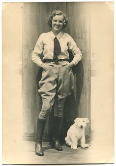 Riding Habit, Jodhpur Boots, 1930s Fashion, Queenstown, 1920s Fashion, Jodhpur, Equestrian Style, White Photo, Vintage Pictures