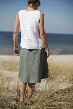 Sleeveless Linen Blouse. Washed soft linen top. Women's | Etsy Summer Ramie Blouse, Beach Sleeveless Linen Tank Top, Summer Linen Blouse In Flax Color, Summer Beach Blouse In Ramie, Summer Beach Blouse Made Of Ramie, Linen Sleeveless Blouse For Summer, Sleeveless Linen Blouse For Summer, Sleeveless Linen Blouse For The Beach, Sleeveless Linen Blouse For Beach