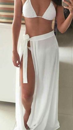 Boating Outfit Women, Career Fashion, Wardrobe Tips, Outfits Chic, Beachwear Fashion, Nice Style, Easy Trendy Outfits, Chic Fashion, Swimwear Outfit