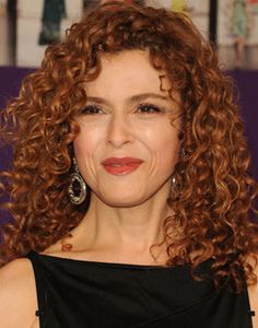 Long Layered Curly Hair, Layered Curly Haircuts, Age Makeup, Layered Curly Hair, Shaun White, Chaka Khan, Medium Curls, Oval Face Haircuts