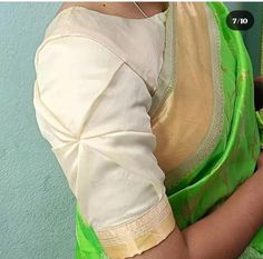 3/4 Blouse Design, Decent Blouse Designs, Saree Blouse Sleeve Design, Engagement Stills, Blouse Hand Design, Traditional Blouses, Modern Blouse Designs, Floral Blouse Designs, Modern Blouse