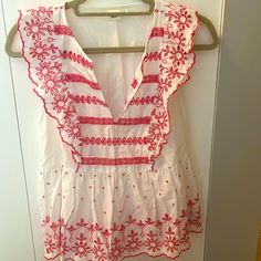 Brand New Pink And White Eyelet Top! Has Cute Ruffle On Arms And Hem. Never Worn! Size Xs White Eyelet Top, Eyelet Top, White Eyelet, Hem Top, Ruffle Hem, Pink And White, Pink White, Gap, Top Blouse