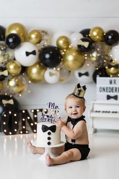 Onederful Cake Smash, Mr Onederful Birthday Cake, Alaska Cake, One Year Old Cake Smash, Onederful Cake, Mr Onederful Birthday Party Ideas, One Year Old Cake, Mr Onederful Birthday, Old Cake