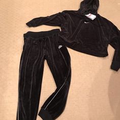 Size Large Nike Velour Joggers, Super Soft And Comfy! Nwts Semi Cropped Nike Velour Hoodie Is Size Large And Is Slightly Oversized. Hoodie Hits Right At Waist Nike Casual Loungewear Sets, Nike Long Sleeve Loungewear Sets, Nike Loungewear Sets, Nike Loungewear Sets For Winter, Nike Winter Loungewear Sets, Nike Velour, Cropped Nike, Nike Tracksuit, Semi Cropped