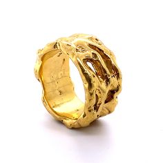 Contemporary 18K Yellow Solid Gold Mens / unisex Ring Band or wedding band, 27.6 grams 18K yellow gold, Size 9.5. From the late 1970's, Weight: 27.6 grams, Size: 9.5 men's size band, Purity: 18k yellow gold, solid.