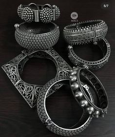 Oxidised Hand Jewellery, Hand Jewelry Rings, Antique Gold Jewelry Indian, Princess Jewelry, Antique Jewellery Designs