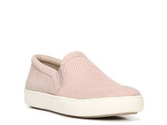 Women's Women Marianne Slip-On Sneaker -Blush - Blush Vans Shoes High Tops, White Slip On Vans Outfit, Black Slip On Vans Outfit, Vans Suede, Vans Outfit, Sneakers Platform, Shoes Sport, Trending Sneakers, Athleisure Fashion