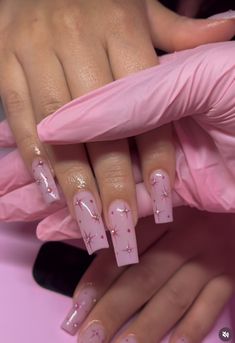 Nails Inspo Summer 2024, Square Glitter Nails, Pink Short Square Nails, Pink Pearl Nails, Ten Nails, Claw Nails, Gel Nails Diy, Girly Acrylic Nails