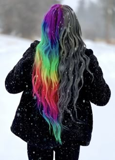 Rainbow Hairstyles, Split Dyed Hair, Color Rubio, Hair Color Underneath, Vivid Hair Color, Cute Hair Colors, Rainbow Hair Color, Neon Hair, Hair Color Crazy