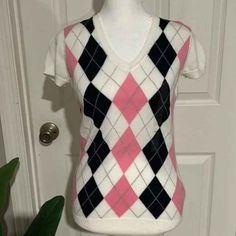 Tommy Hilfiger V-Neck Argyle Short Sleeve Shirt -Y2k- Nwt Size: Xs -White/Pink/Black/ Gray -100% Cotton -All Tags Attached, Perfect Condition Never Worn Y2k Pink V-neck Top, Pink Y2k V-neck Top, Pink V-neck Y2k Top, Tommy Hilfiger V-neck Tops, Fitted Tommy Hilfiger V-neck Tops, Tommy Hilfiger Fitted V-neck Tops, Fitted V-neck Tommy Hilfiger Tops, Preppy Fitted V-neck Top, Preppy V-neck Tops For Spring