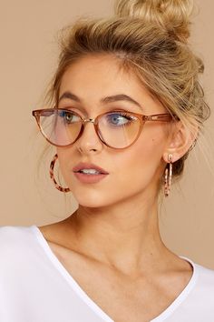 Stylish Reading Glasses, Fashion Glasses Frames, Pastel Outfit, Cute Glasses, Fashion Eye Glasses