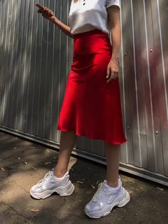 Red Skirt Outfits, A Line Skirt Outfits, Red Long Skirt, Long A Line Skirt, Red Midi Skirt