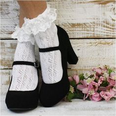 French style socks lace for heels Fitted White Socks With Lace Trim, White Frilly Socks, Crochet Sock, Lace Ankle Socks, Knit Boot Socks, Knit Boot, Frilly Socks, Classic Style Outfits, Sock Outfits