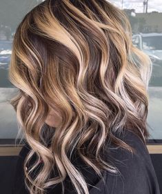 Medium To Long Hairstyles, Blonde And Brown Hair, Hairstyles Ombre, Blonde Colors, Pinterest Pretty, Blond Highlights, Short Ombre Hair, Medium Long Hair