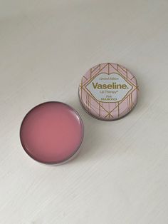 Vaseline Pink Diamond, Vaseline Lip Balm Aesthetic, Lip Balm Aesthetic, Lip Balm Tin, Haut Routine, Pink Lip Gloss