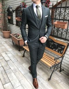 Men’s Suits For Wedding, Mens Suits Style, 3 Piece Suit For Men, Black Men Casual Style, Groom Suit Black, Terno Slim Fit, Suits Ideas, Best Wedding Suits, Terno Slim