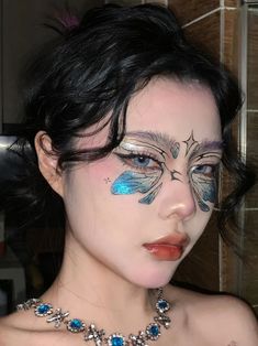 Make Up Mariposa, Butterfly Makeup, Ulzzang Makeup, Ethereal Makeup, Unique Makeup, Fairy Makeup, Stage Makeup, Creative Makeup Looks, Eye Makeup Art