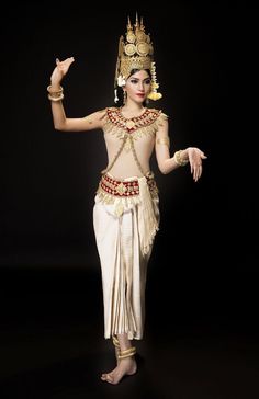 Cambodia Clothes, Modern Dance Costume, Ancient Dress, Thai Wedding, Ballet Art, Traditional Dance