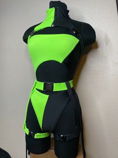 Neon Green Rave Outfit, Shego Halloween, Shego Halloween Costume, Green Rave Outfit, Shego Costume, Shego Cosplay, Rave Halloween Costumes, Halloween Rave, Cosplay Fashion