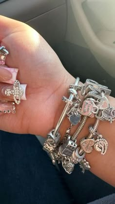 Hand Selfie, Pandora Bracelet Designs, Story Story, Instagram Post Ideas, Wrist Jewelry