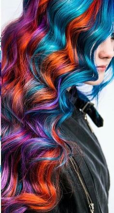 Blue orange purple dyed hair color Color Hair Ideas, Underlights Hair, Hair Color Orange, Super Hair, Funky Hairstyles, Hair Color Blue