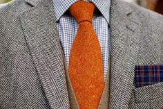 Yep again Mens Wedding Suit, Shirt And Tie Combinations, Tweed Run, Tweed Jackets, Star Wars Logo, Dapper Gentleman, Orange Tie, Knit Tie, Wedding Suit