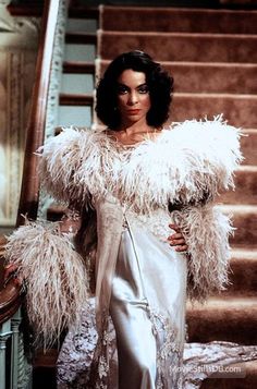 Jasmine Guy as Dominique LaRue in Harlem Nights Jasmine Guy, Classical Women, Outfits For Black Women, Feather Fashion, Oh My Goddess