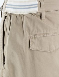 Jogger bermuda shorts with elasticated drawstring waistband featuring details in contrasting colours, zip and button fastening, two back flap pockets, regular fit. Composition: 98% CO, 2% EA Pant Inspiration, Contrasting Colours, Barbour Steve Mcqueen, John Lobb, Steve Mcqueen, Drawstring Waistband, Flap Pocket, Short Pants, Bermuda Shorts