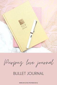 Schrijven in deze luxe Purpuz Love Journal Champagne is de manier om een positieve wending aan je leven te geven. Schrijf alles van je af. Krijg rust in je hoofd. Wees geordend. Boost je creativiteit. Deze Love, A5 Journal, is dé manier om bewuster met je tijd en leven om te gaan.