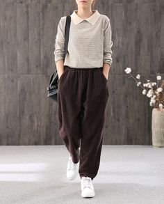 "Material information: Corduroy Style: Straight pants Length: Ankle Waist: High waist Pattern: Solid color Applicable season: Autumn,Winter ------------------------------------ ★★ Size Chart: This size chart is for reference only. Suggestions on size: Fits weight 45-67kg Fits Height: 150-175cm/ 59.1- 68.9\" ---------------------------- ★★Pants size informaiton:. Lenght: 89 cm/ 35.0\" Waist: 62-110 cm/ 24.4-43.3\" Hip: 100 cm/ 39.4\" Thigh: 70 cm/ 27.6\" ---------------------- ★★NOTE ABOUT SIZE: Fall Relaxed Fit Brown Harem Pants, Brown Harem Pants For Fall, Loosely Fitted Brown Harem Pants For Fall, Brown Cotton Harem Pants For Fall, High-waisted Brown Harem Pants For Fall, Brown High-waisted Harem Pants For Fall, Brown Baggy Harem Pants, Brown Pants Corduroy, Loose Black Pants