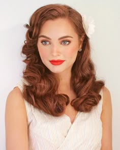 1940s Hairstyles For Long Hair, Throwback Hairstyles, 1940 Hairstyles, Easy Vintage Hairstyles, Vintage Hairstyles For Long Hair, Beyonce Hairstyles, Hairstyles Reference, Beyonce Hair