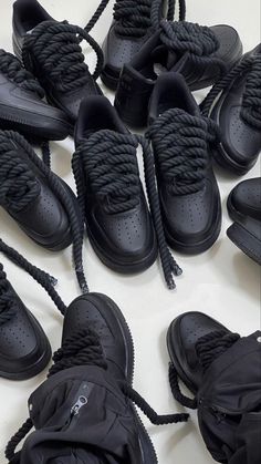 Black Air Force 1, Nike Airforce 1, Custom Air Force 1, Shoe Inspo, Retro Shoes, Cheap Nikes, Shoe Insoles, Mode Inspo