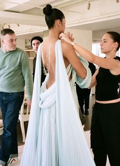 Alien Princess, Amber Scholl, Imaan Hammam, Runway Fashion Couture, Estilo Real, Looks Party, Dream Wedding Ideas Dresses, Iconic Dresses, Grad Dresses