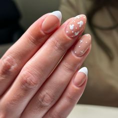 10 Disney Nail Ideas That Are Simply Perfection - That Disney Fam Disney Princess Nails Easy, Disney Nails Short Almond, Short Almond Disney Nails, Short Nail Designs Disney, Disney Dip Nail Designs, Nails Disney Simple, Disney World Nail Ideas