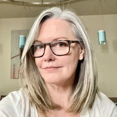 How I transformed my dark brunette hair to my natural gray — Feathered Empty Nest The guide to enjoying your empty nest Grey White Hair, Hair Silver, Light Blonde Hair