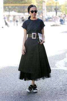 Tulle Skirt Svarta Outfits, Fashion Blogger Photography, Tulle Outfit, Tulle Skirts Outfit, Skirt Tulle, Tulle Skirt Black, Woman In Black, Trendy Skirts, Stil Inspiration