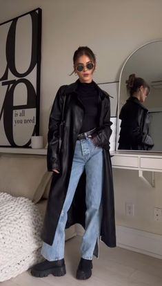 Leather Coat Outfit, Skandinavian Fashion, Winter Fashion Outfits Casual, Cold Outfits, Leather Jacket Outfits, Paris Outfits, Coat Outfits, Autumn Outfit