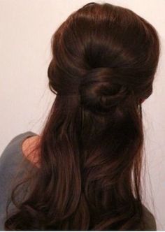 Elegant half-up, half p-down bun Half Up Half Down Hair Brown, Half Up Half Down Brown Hair, Half Up Half Down Hair Bun, Half Up Half Down Bun, Half Up Bun, Half Up Hair, Half Up Half Down, Brunette Hair