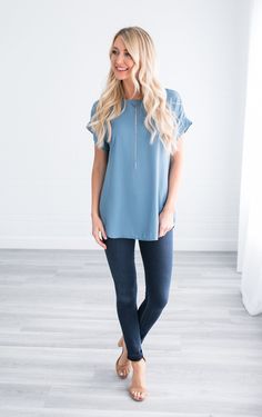 Summer Tunic With 3/4 Sleeves And Relaxed Fit, Casual Tunic With 3/4 Sleeve And Relaxed Fit, Blue Soft-washed Relaxed Fit Tops, Summer Ruffled Relaxed Fit T-shirt, Spring Outfits 2020, Casual V-neck Peasant Top With Smocked Cuffs, Girly Tops, Mommy Style, Professional Dresses