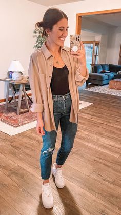 Casual Outfit | Corduroy Top