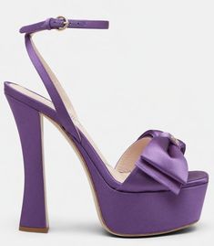 Elegant Platform Sandals With Ankle Strap, Chic Round Toe Sandals For Gala, Spring Platform Sandals For Gala, Spring Gala Platform Sandals, Platform Sandals With Block Heel For Gala, Designer Platform Sandals For Evening, Designer Sandals With Heel And Ankle Strap, Chic Platform Sandals For Gala, Luxury Buckle Closure Sandals For Gala