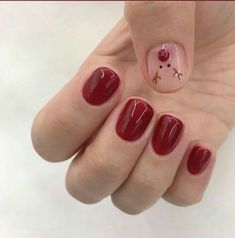 Christmas Nail Colours, Christmas French Tips, Glitter Christmas Nails, Cute Christmas Nail Designs, Christmas Sweater Nails, Deer Nails, Nail Art Noel, Christmas Gel Nails