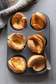 Ree Drummond Yorkshire Pudding Christmas Roast Dinner, British Baking Show Recipes, Yorkshire Pudding Recipes, Yorkshire Puddings, Mary Berry Recipe, British Bake Off, British Baking, Yorkshire Pudding, Berries Recipes