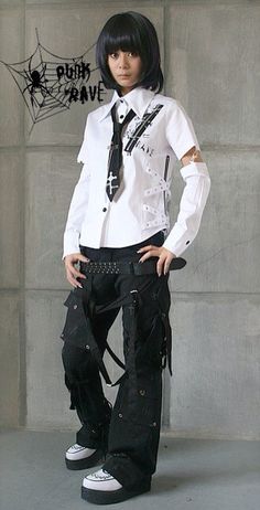 Japanese Punk Fashion, Gothic Summer, Neutral Trousers, Visual Kei Fashion, Chica Punk, Goth Rave, Fun Outfits