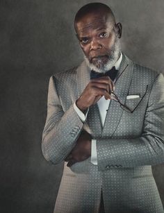 Man In A Suit, Samuel L Jackson, Corporate Portrait, Dinner Jacket, Men In Black, Nick Fury, Business Portrait, Photography Poses For Men