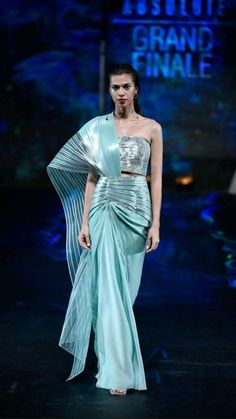 Lakme Fashion Week 2020, Draped Saree, Resort 2020, Ready To Wear Saree, Indian Gowns